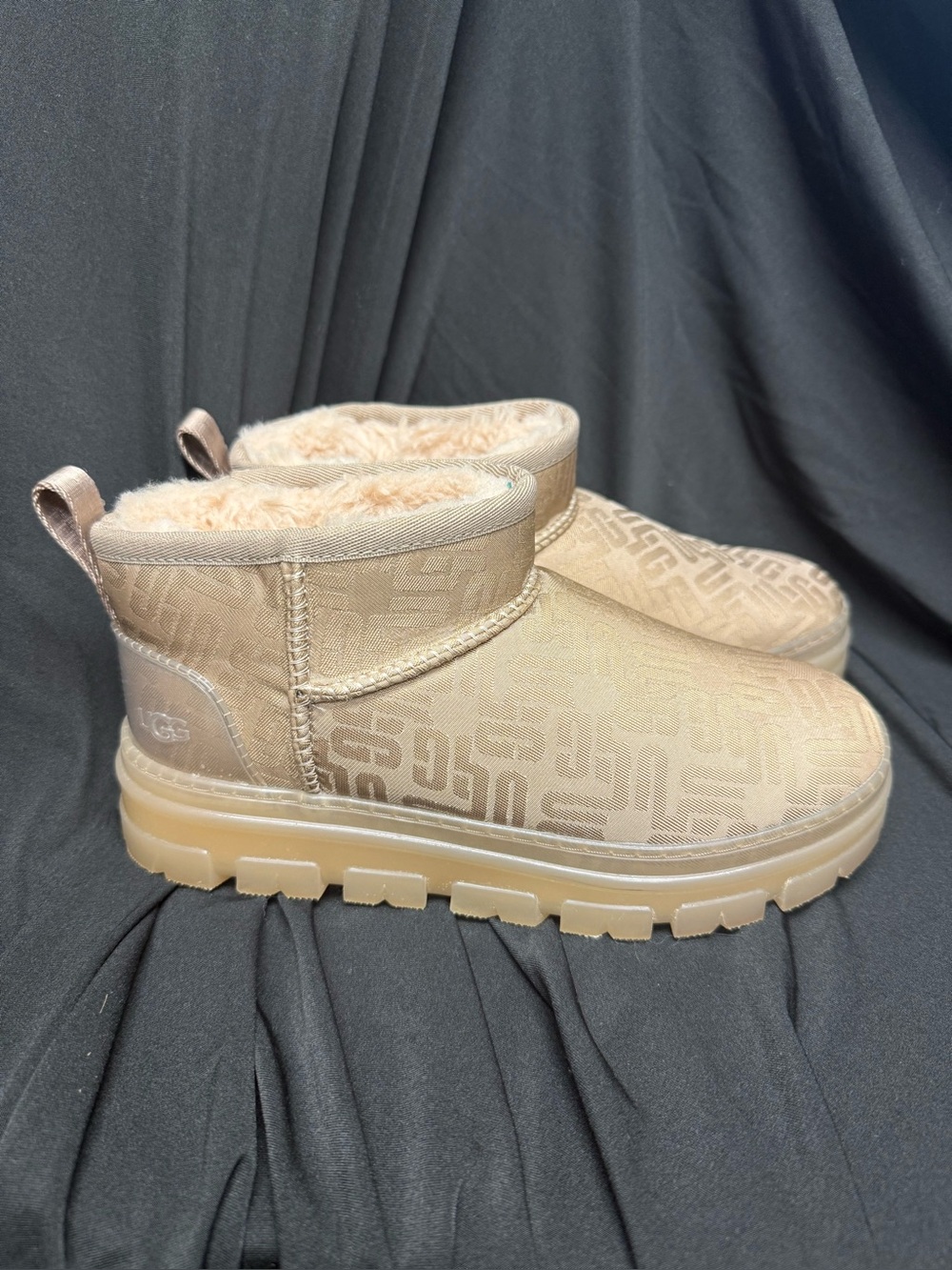 UGG ultra mini
